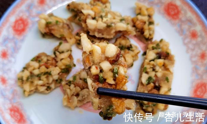 核桃|把麦穗放进锅里炒一炒，瞬间变美食，第一次见这种做法，长见识了