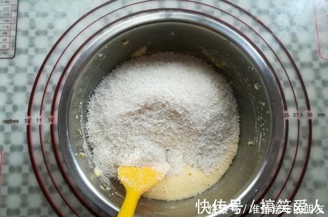 椰蓉|孩子隔三差五就馋这点心,咬一口满嘴香,一次做30个不够吃