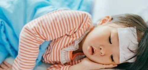 宝宝|3个月女婴做推拿,鼻子冒出“粉色泡泡”离世,妈妈医生推荐的