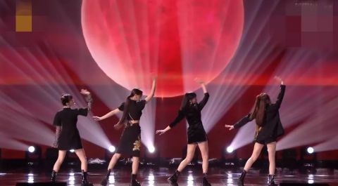 晚會|芒果臺購物晚會一團糟，哥哥姐姐油膩大比拼，亂跳亂唱好尷尬