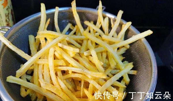 翻新|西红柿炒土豆是经典老菜，翻新做法，就是要赶上新潮流！