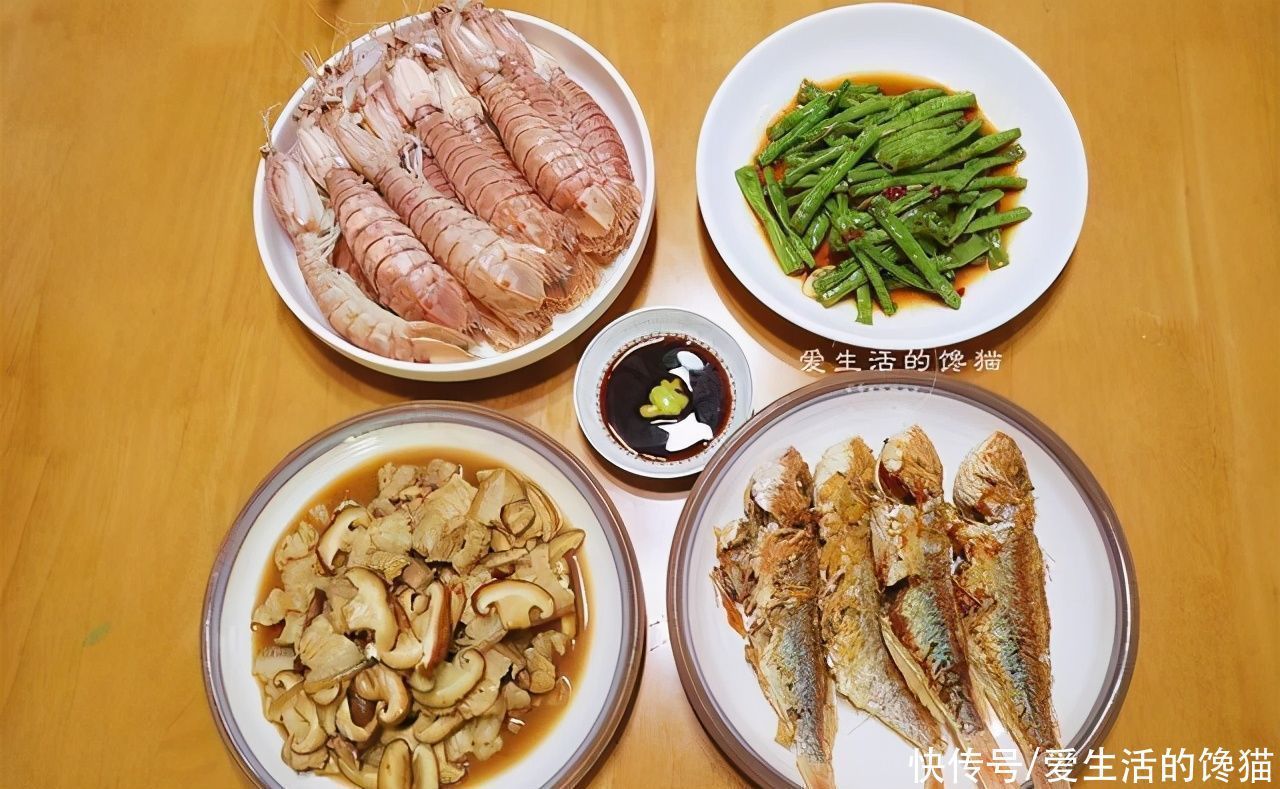 上班族妈妈给家人做的晚餐,顿顿不将就,营养搭配,从不点外卖