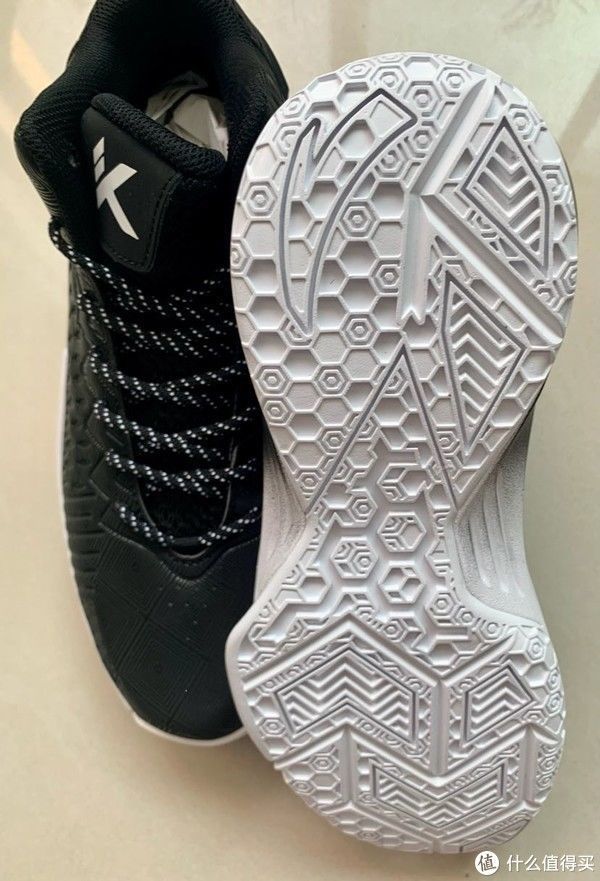 耳熟能祥 开学新装备--100元价位的性价比篮球鞋安踏kt3篮球鞋