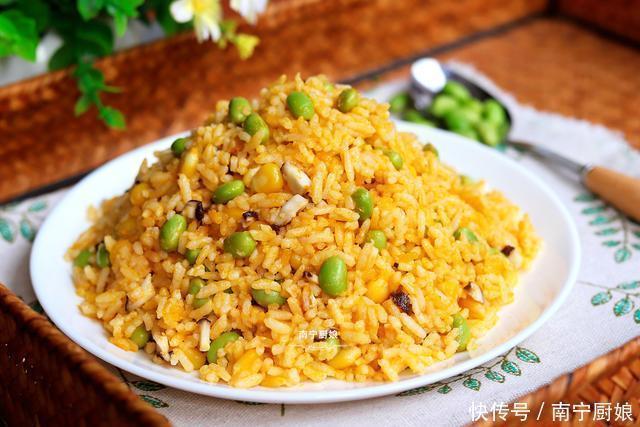 分钟|南瓜别再做南瓜饼了,教你最新做法,好吃又营养,10分钟就出锅