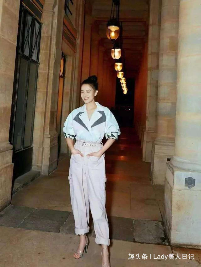 风格 梨形腿粗的中年女人不要慌,最正确“阔腿裤穿搭”送你,照穿显瘦