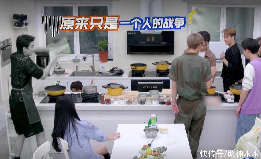 赵丽颖|《拜冰7》开播，赵丽颖离婚后综艺首秀，状态不佳老是神游