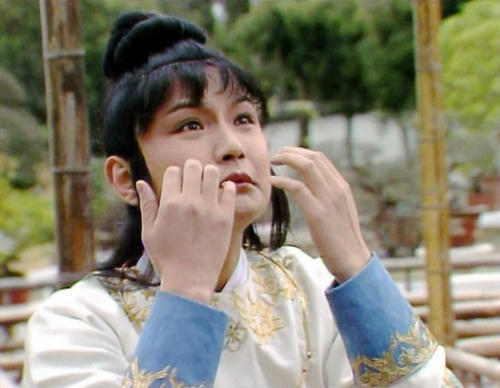 红楼梦&红楼梦:贾宝玉成了乞丐吗?他在贾府败落前,还是败落后出家?