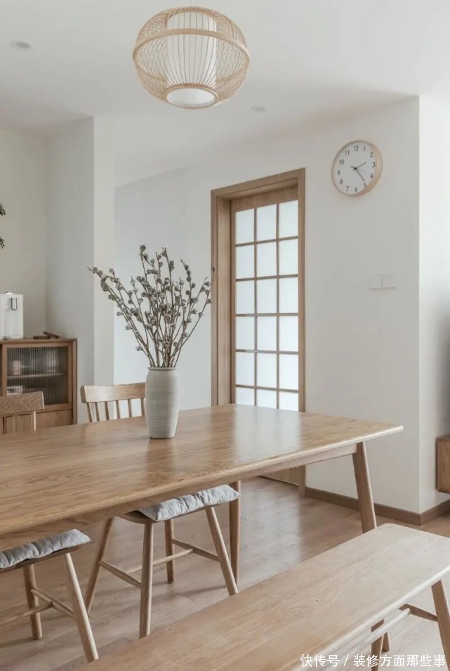 四分离|80㎡小两房装修,阳台设计榻榻米,2.5㎡卫生间实现四分离