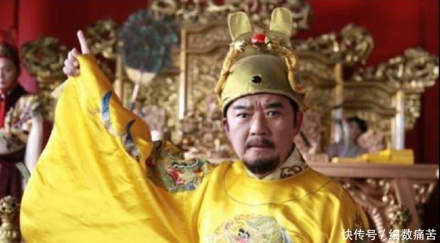 a56|朱元璋登基时吟诗一首,前两句哄堂大笑,念完后两句满朝鸦雀无声