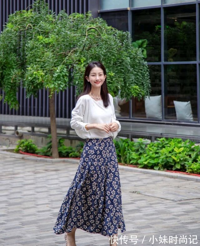 半身裙|早秋穿什么才好看?简约温柔的穿搭就很不错,减龄又有气质