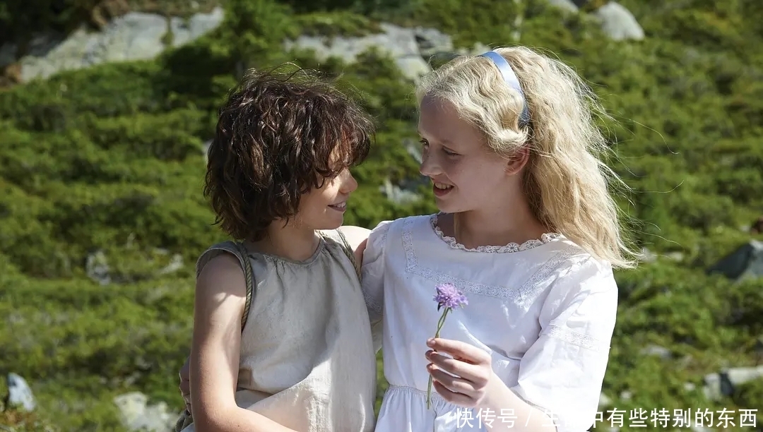 心理学:拥有这样关系的人,更容易活出自我