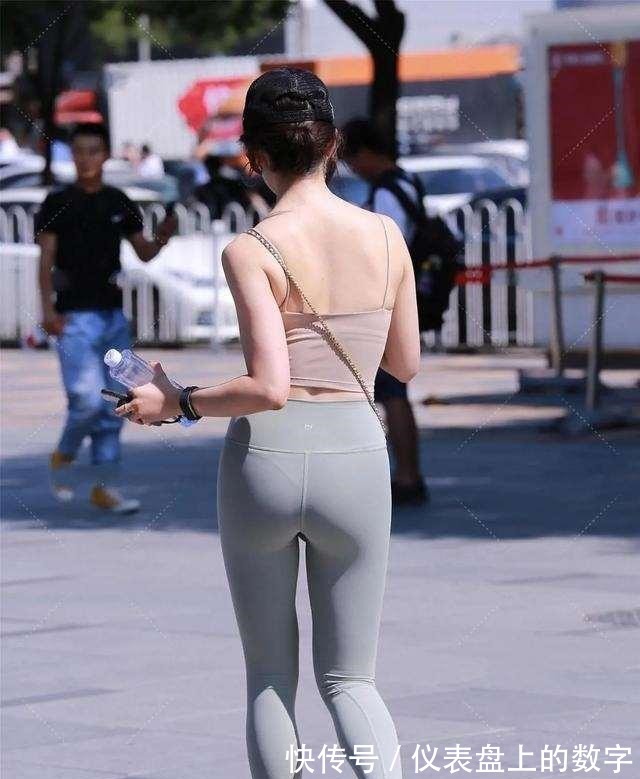 瑜伽裤 甜美时尚的瑜伽裤穿搭让人眼前一亮,带来完美的格调感,休闲俏皮!