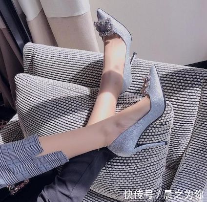 施华洛世奇水晶 时尚潮流尖头高跟鞋,散发小女人的妩媚气质