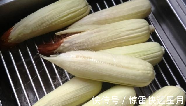 玉米粒|煮玉米，别只会加水煮，多做“3步”，玉米煮好更好吃更香甜！