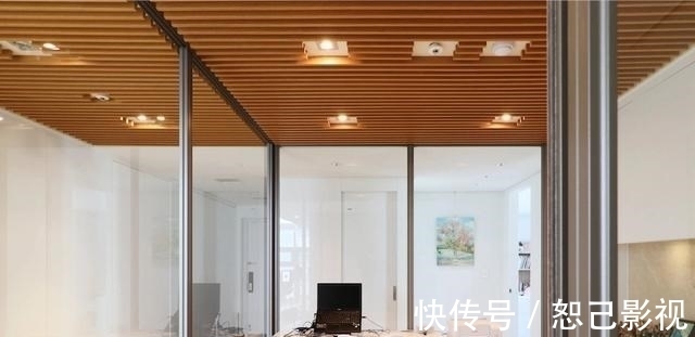 玄关区|入户无玄关,用玻璃门围起来一个多功能玄关区,从无到有很容易