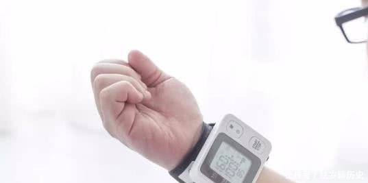 叶酸|终于找到高血压的根源！专家提醒：每天只要做到这一点就可预防！