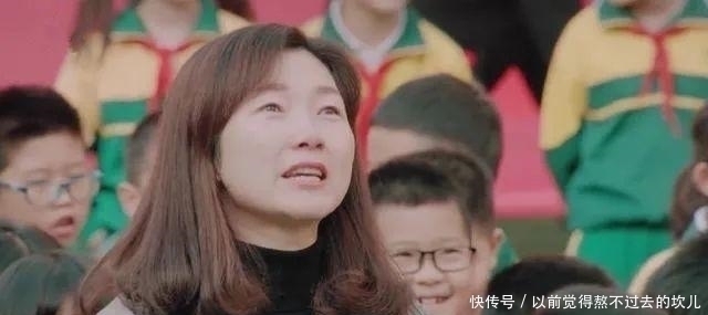 孩子|儿子当众“吐槽”爸妈偏心妹妹,看到妹妹脸后,网友:是我也偏心