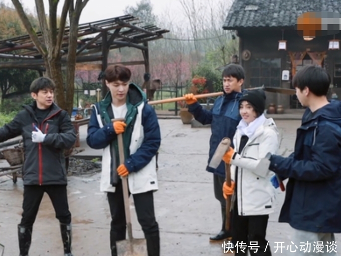 黄磊|《向往5》进行末期录制,黄磊依依不舍,彭昱畅张艺兴兄弟情加深