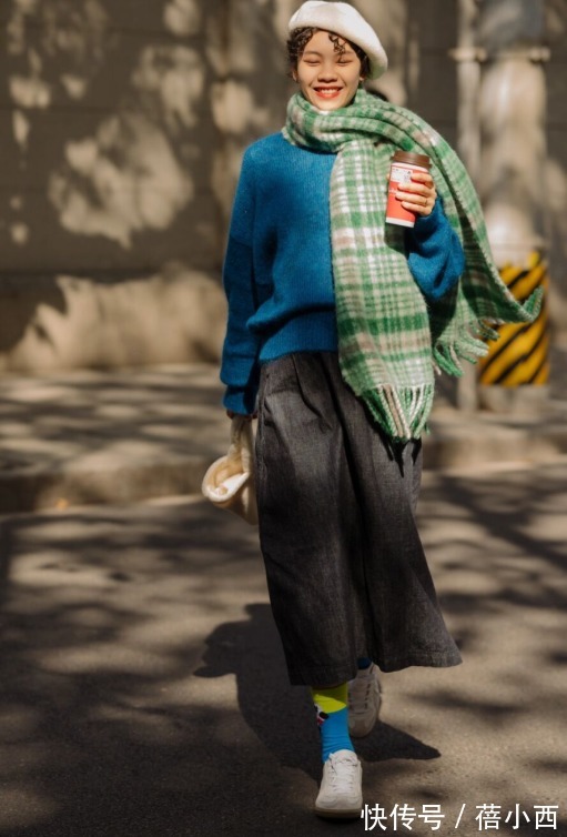 女人味|优雅的女人衣橱里必备“针织衫”,时髦!百搭!照着博主穿就对了