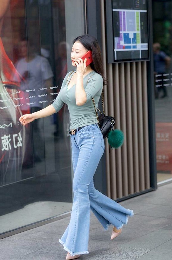 松紧有致的特质，彰显与众不同的气质