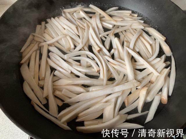 杏鲍菇|吃起来像肉不是肉,而是健康营养的素食,简单炒一下给肉也不换