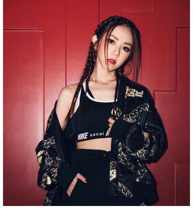 明日之子|《明日之子5》导师引争议，王源邓紫棋加盟，李雪琴上台讲笑话？