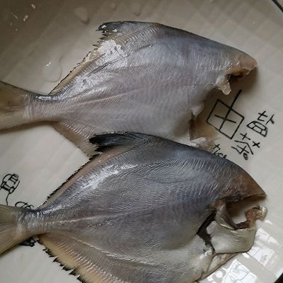 鲳鱼|香煎小银鲳