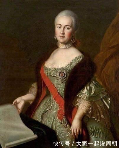 首饰 珠宝的集散地自古都是皇室,真正让人瞠目结舌,每件首饰价值连城