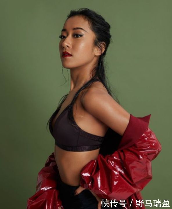 吉克雋逸|兩人同是《好聲音》季軍，一個(gè)新歌拿獎(jiǎng)拿到手軟，一個(gè)卻無(wú)歌可唱