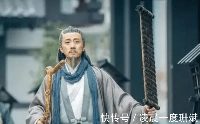 帝王|相士与穷小子下棋,笑着说你有帝王之相,日后记得赐给我一座山