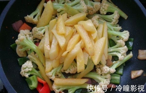 美味|酱烧土豆花菜,绝佳搭配,营养美味,做法简单,没吃过的要试试。