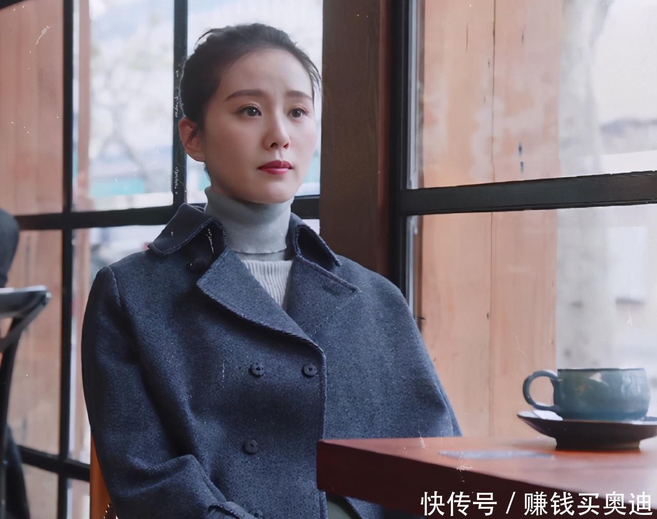 无辜|秋冬来袭,没有一个高领衫是无辜的!高领内搭这么穿美翻了