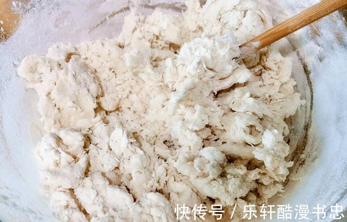 多汁|头伏包饺子，还得用这个菜，皮薄馅大，鲜嫩多汁，老人孩子都爱吃