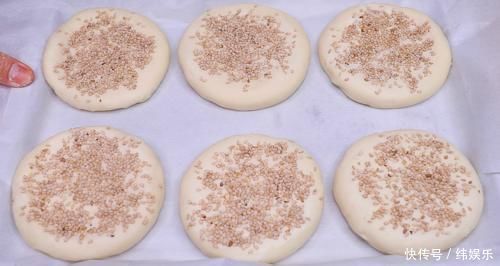 面粉这样做太好吃了,简单一做,天天都吃不腻,比油条还好吃