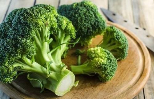 感染上幽门螺杆菌,嘴巴会“通知”你,此物常吃,养胃杀菌!