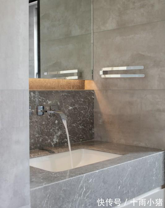 厨房|花18万改造180平三居室旧房,现代风格太漂亮,邻居以为走错门了