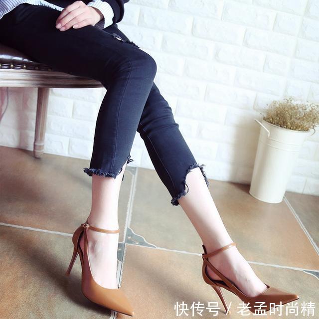 pu 精致优雅的OL高跟鞋,让你在办公室里大放光彩
