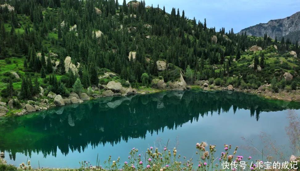 巴音布鲁克|横跨崇山峻岭，穿越深山峡谷，独库公路“纵贯天山的景观大道”