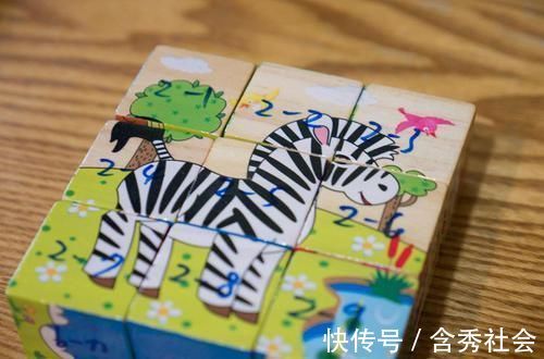 婴儿|婴儿玩玩具很快会腻?老玩具玩出新花样,孩子不腻,刺激五感发育