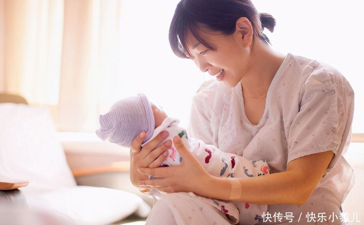 小蕊|新生儿头三个月要“抱睡”?这三点好处,宝爸宝妈要知道