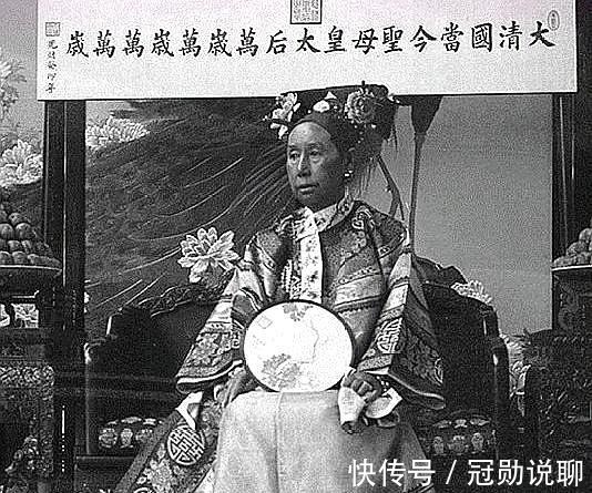 满清女子|从俭入奢,从两把头到大拉翅,一起看满清女子的发型如何越髻越高