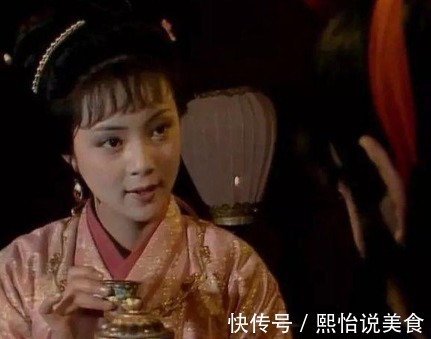 贾母#薛宝钗身上那个美丽的谎言,贾母第一个识破