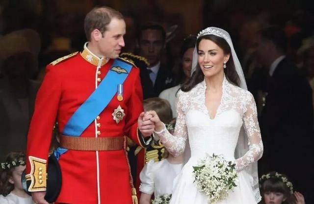 “冠冕”与“皇冠”有什么不同28顶古董冠冕,讲述欧洲贵族头顶上的百年奢华