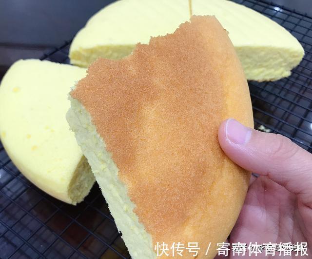 电饭煲|电饭煲蛋糕怎么做松软蓬松？牢记3个小技巧，蛋糕松软不回缩