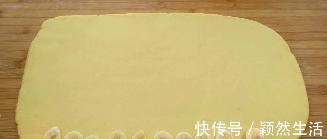 解馋|玉米面最解馋的吃法，不加一滴水，蓬松暄软，好吃到停不下来