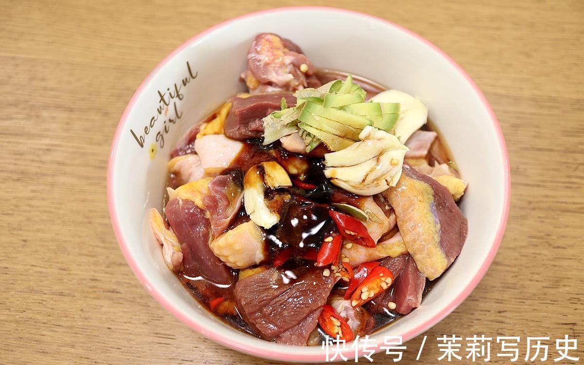 入味|浓香入味的土豆焖鸭,口感一点儿不输黄焖鸡,低脂少油更省事