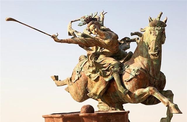 消遣|在开放的唐朝,那些上层社会的女性,平时都如何消遣时间