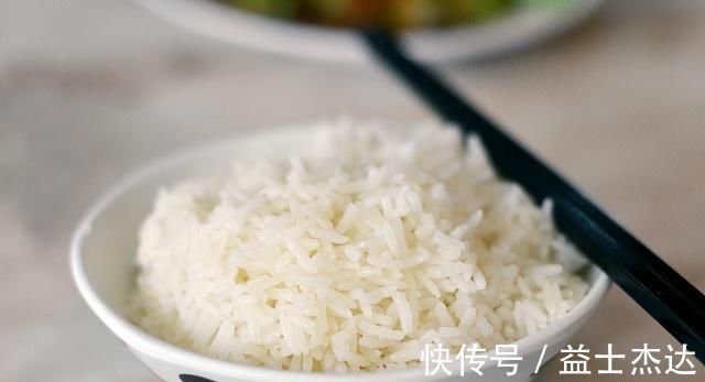 糖尿病人|1种粗粮被誉为“吸糖王”,血糖高的人吃点,或许血糖慢慢被稳住