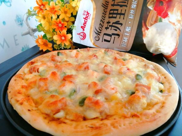 马苏里拉|#安佳马苏里拉芝士挑战赛#吃一口就放不下的披萨