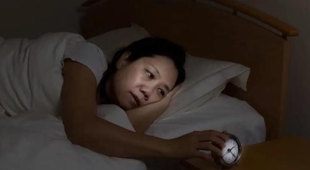 内分泌功能紊乱|经常失眠可能是身体缺乏“维生素B”，4类食物让你远离失眠